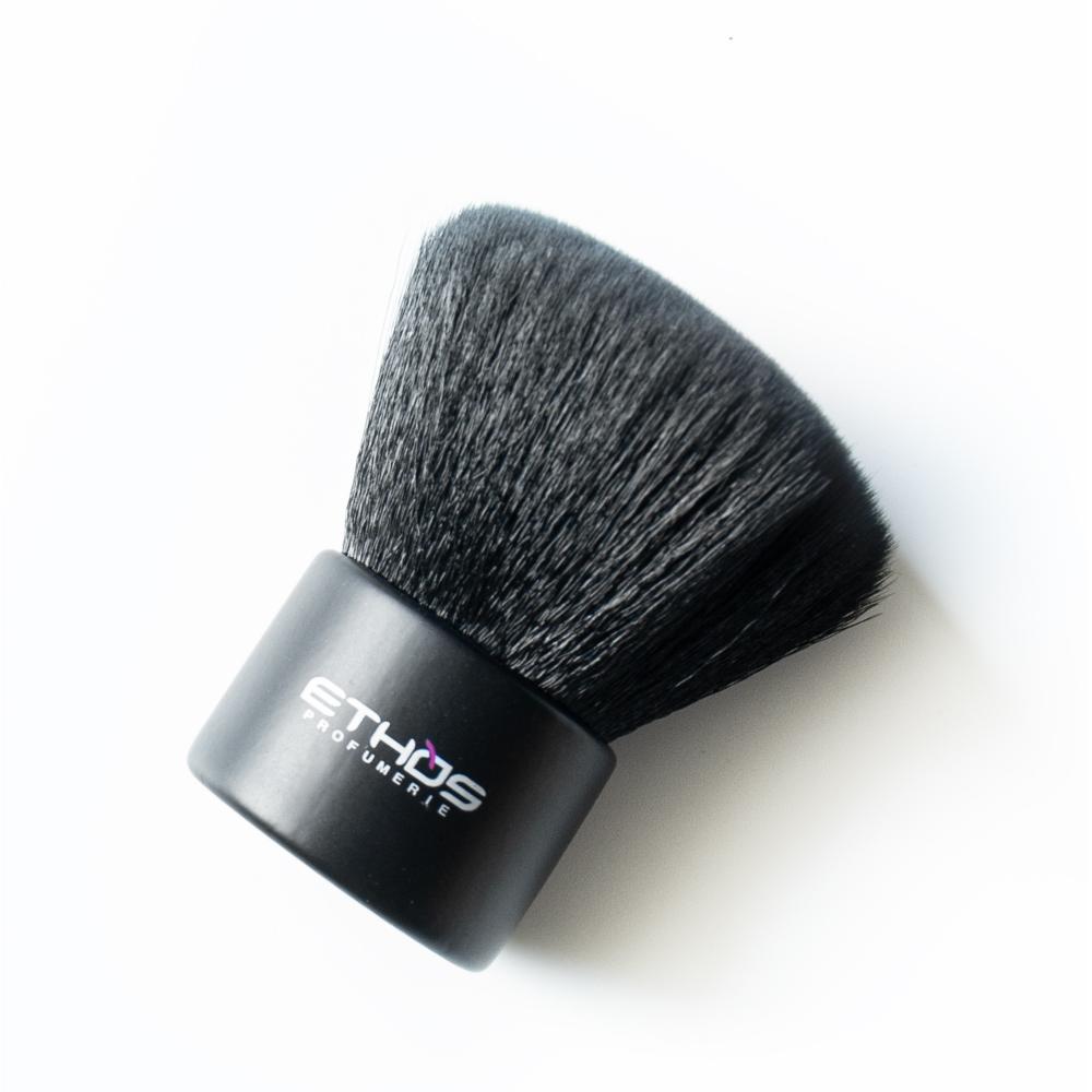 Pennello kabuki ethos