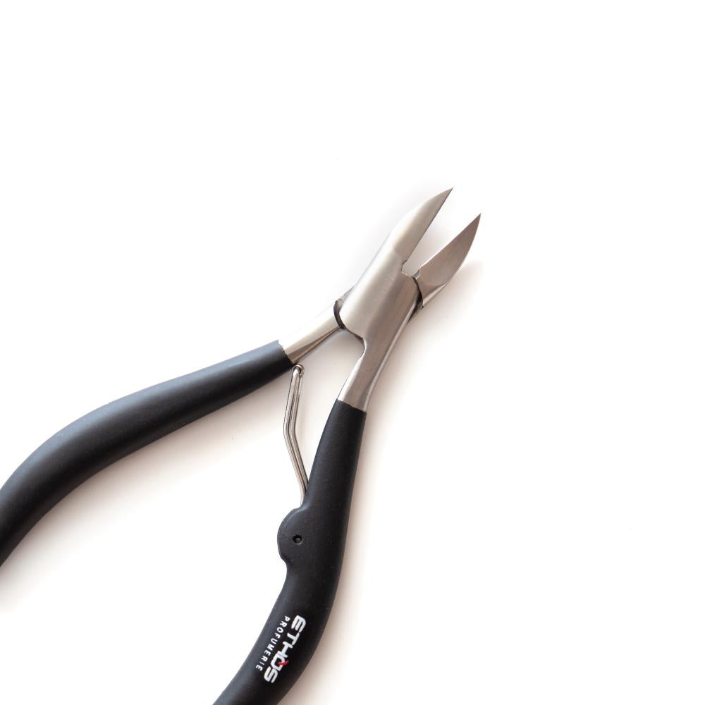 Tronchese nero professionale per unghie