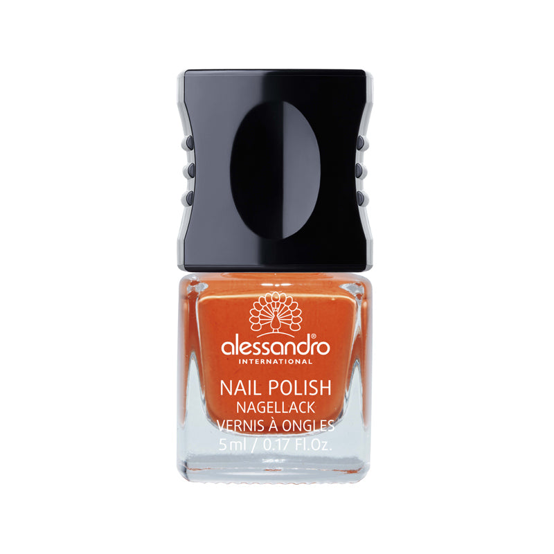 Summer dreaming nail polish