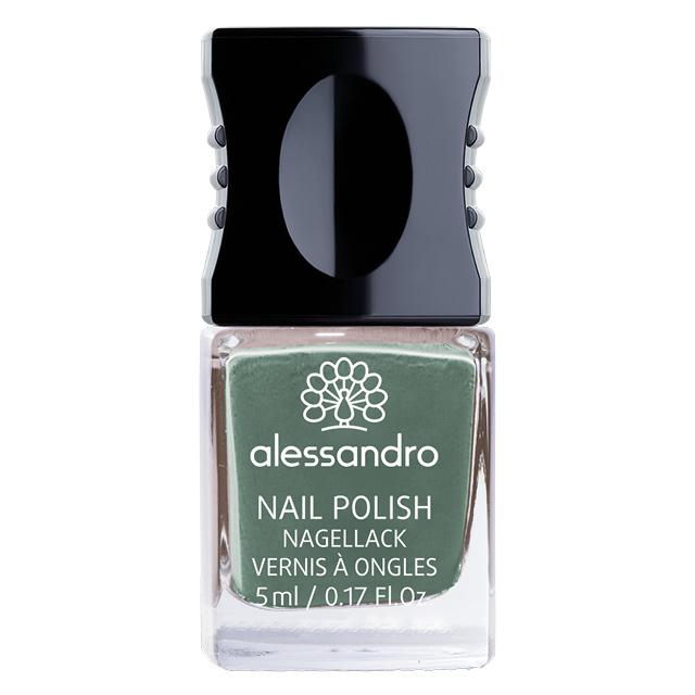 Coastal breeze nail polish