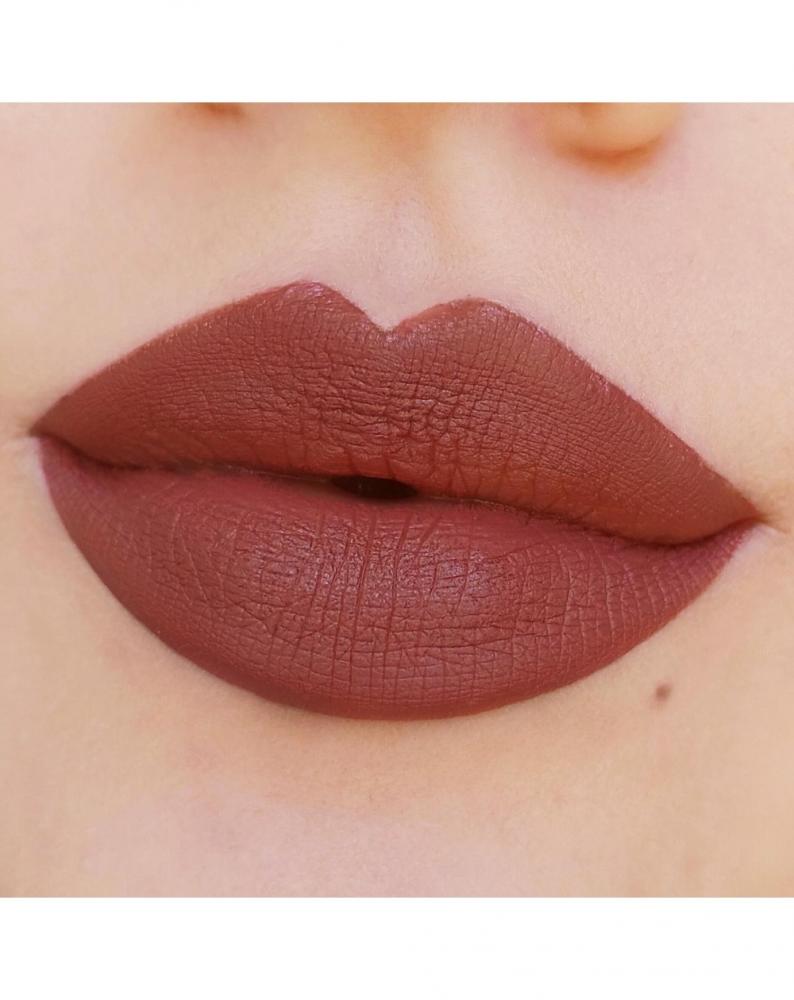 Jumbo lipstick