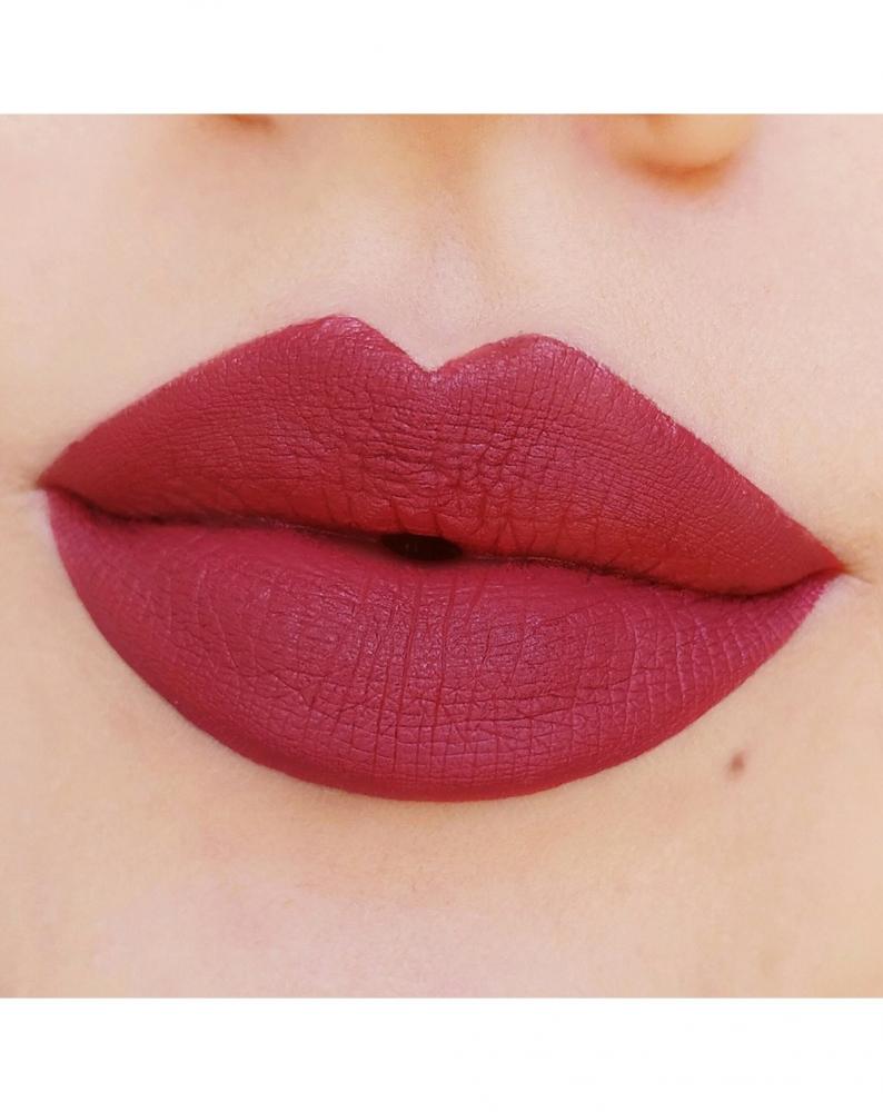Jumbo lipstick