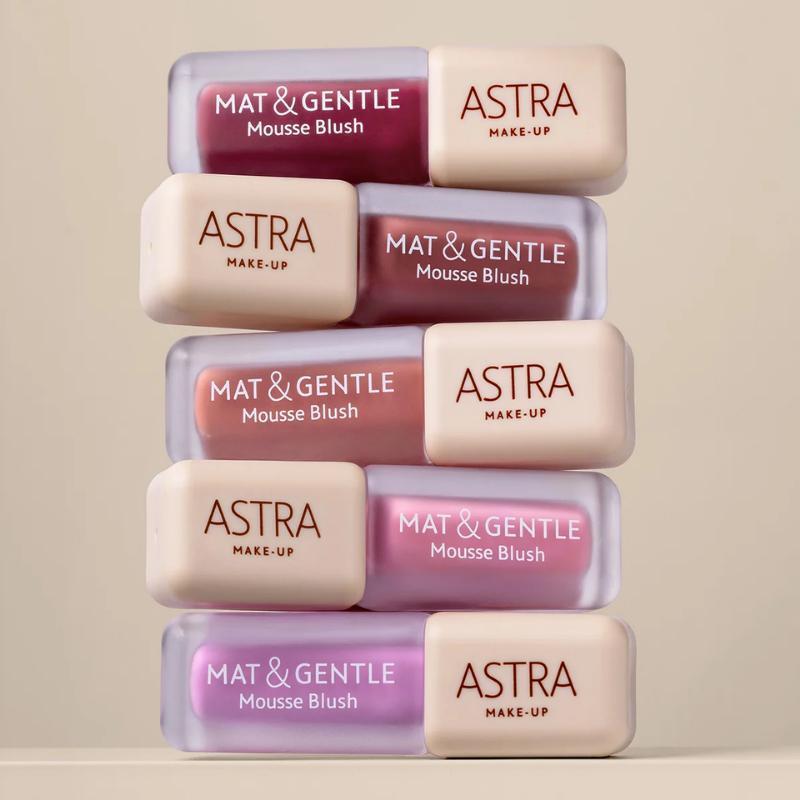 Mat & gentle mousse blush