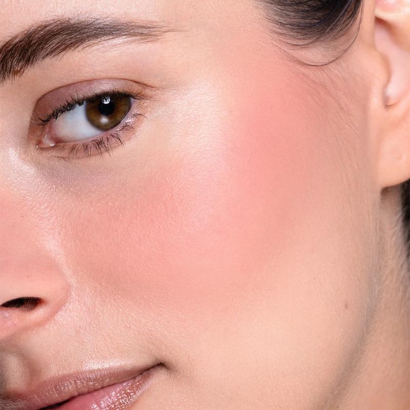 Mat & gentle mousse blush