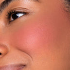 Mat & gentle mousse blush