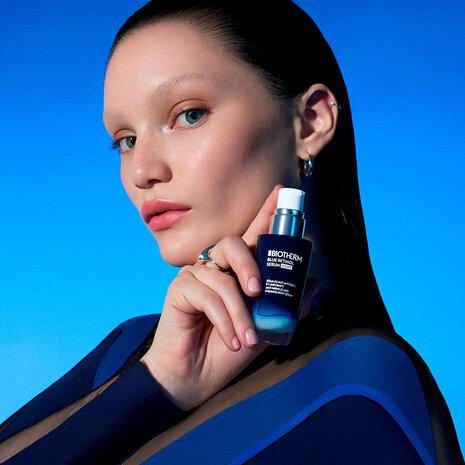 Blue retinol night serum rigenera e ripara