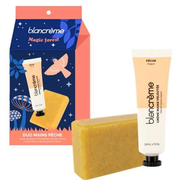 Foresta magica duo mani pesca