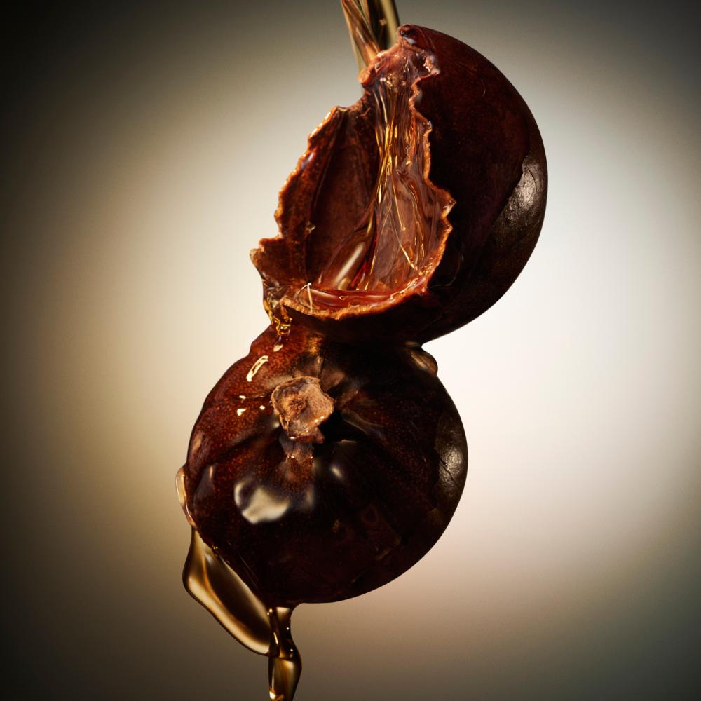 The scent after shave alcoholic