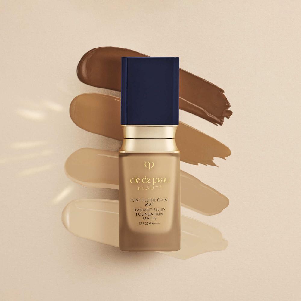 Radiant fluid foundation matte