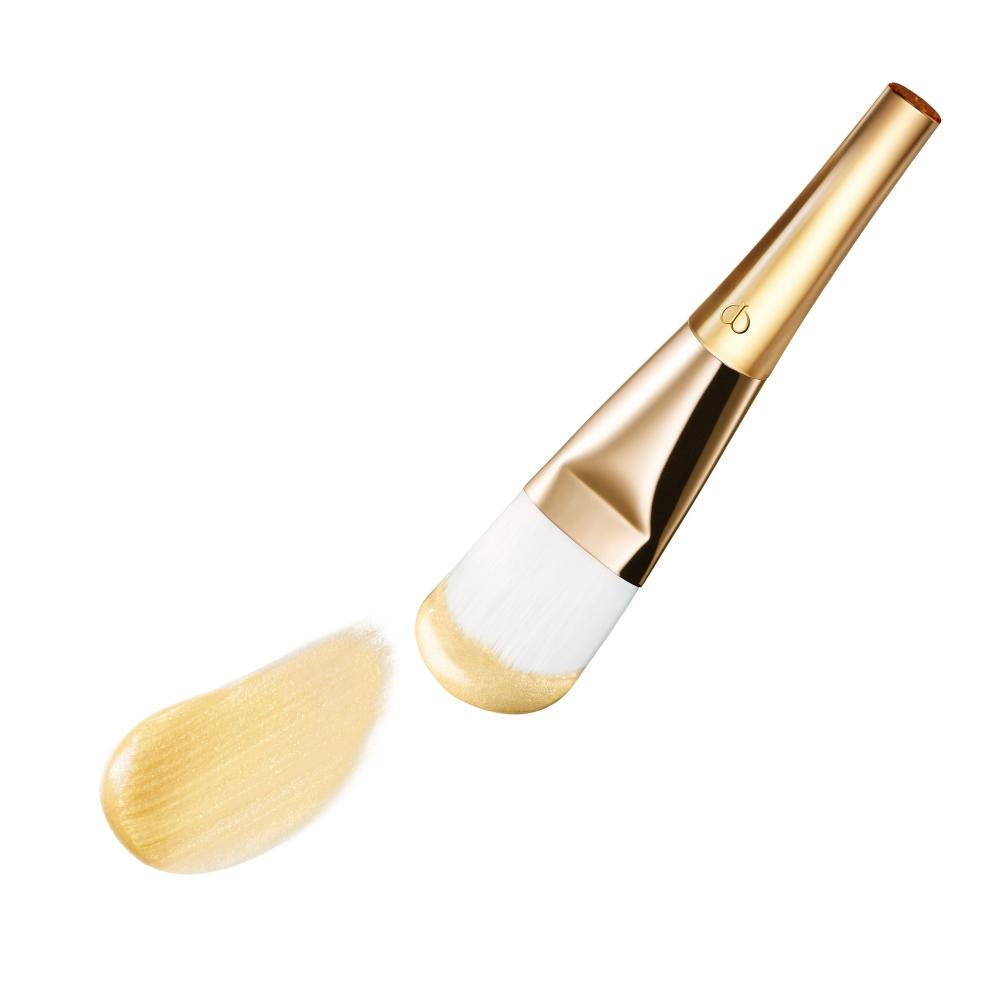 Precious gold vitality mask