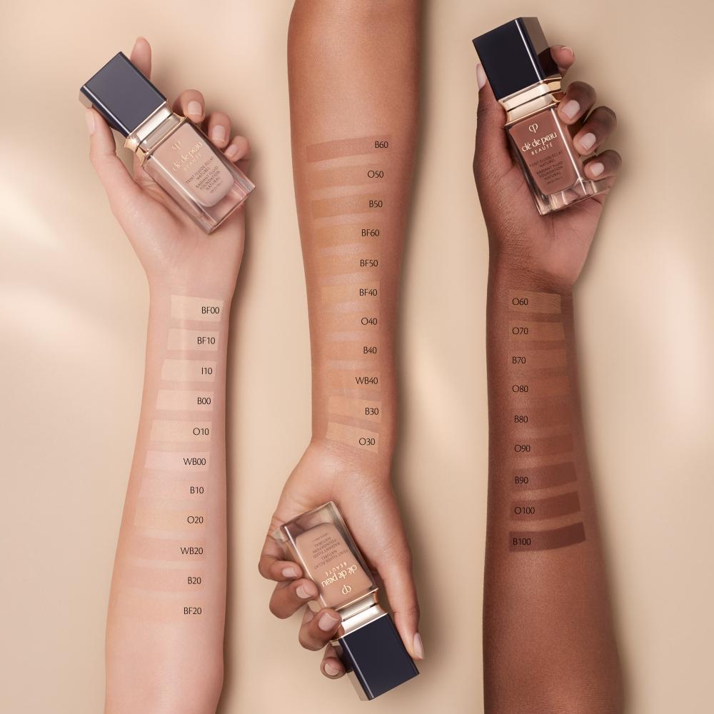 Radiant fluid foundation natural