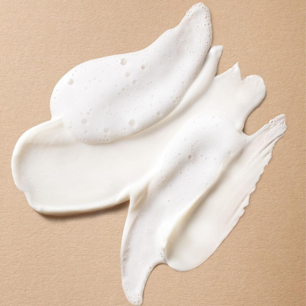 Clarifying cleansing foam