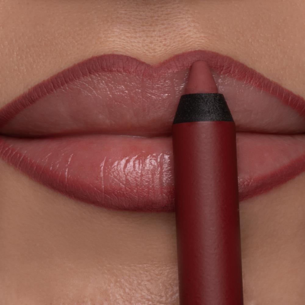 Stay on me lip liner