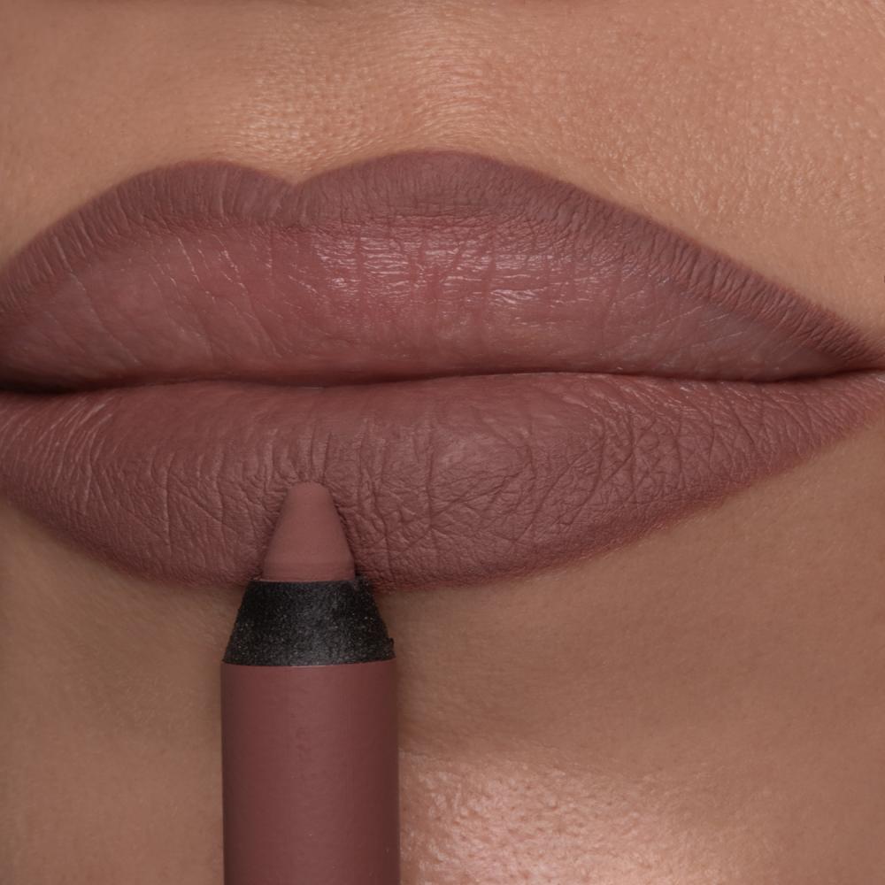 Stay on me lip liner