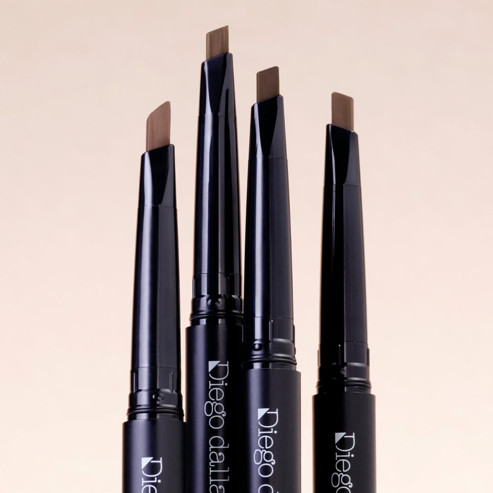 Matita cera per sopracciglia