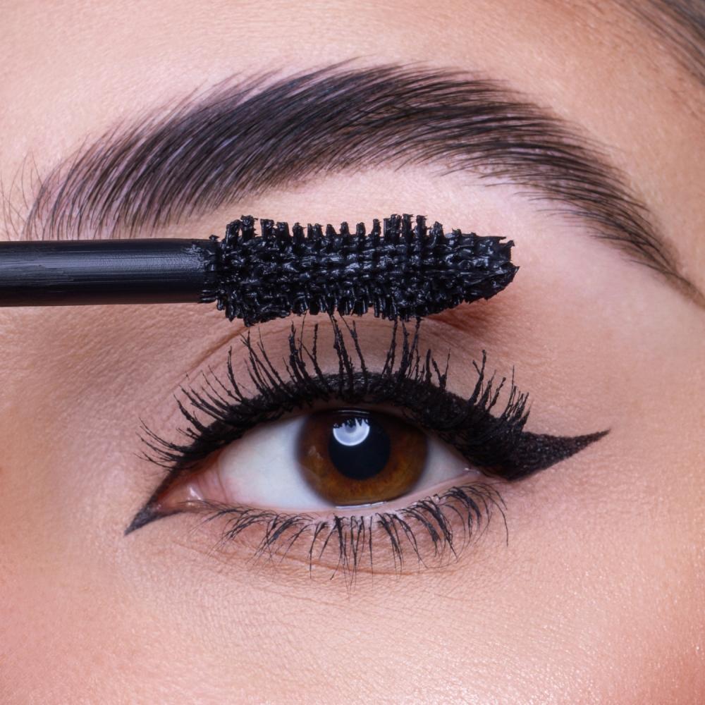 Kit toy boy mascara + piegaciglia limited edition