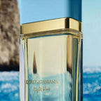 Light blue eau de parfum