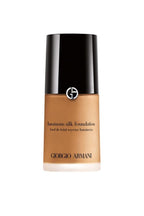Luminous silk foundation