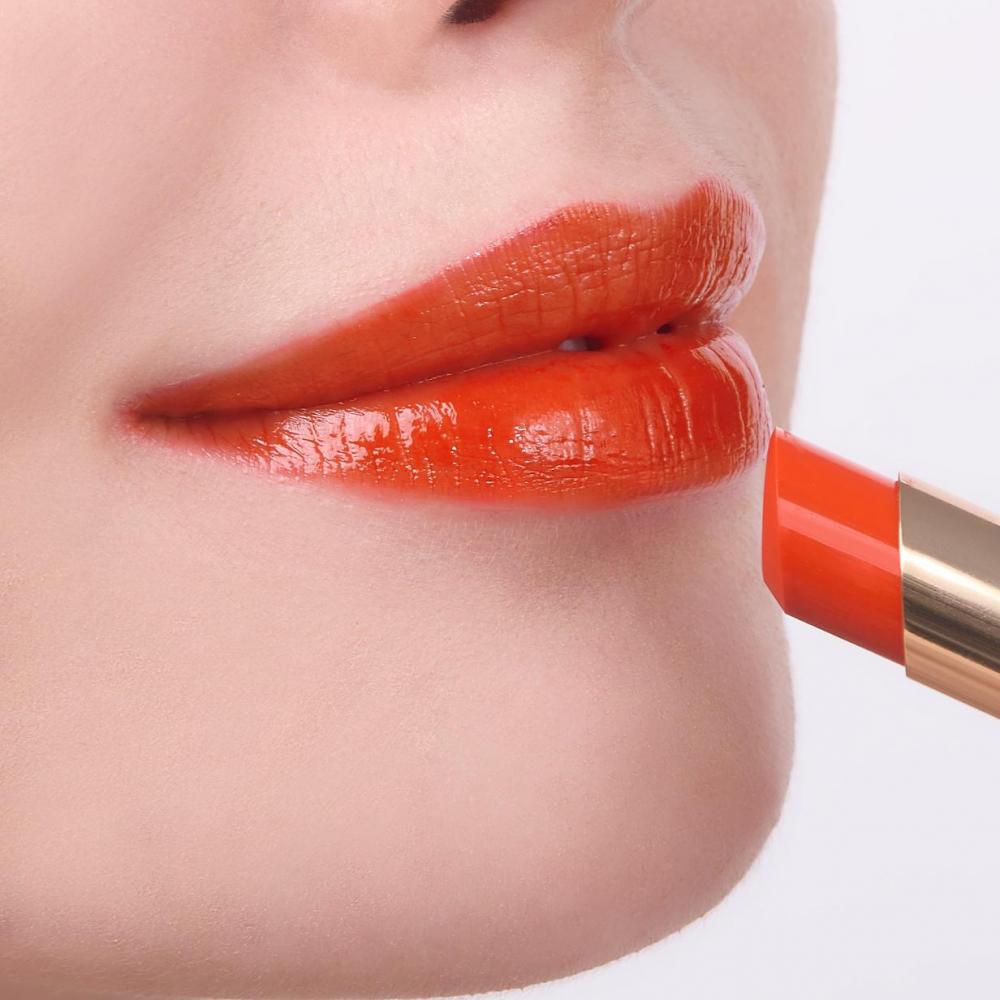 Moisture intense lipstick refill