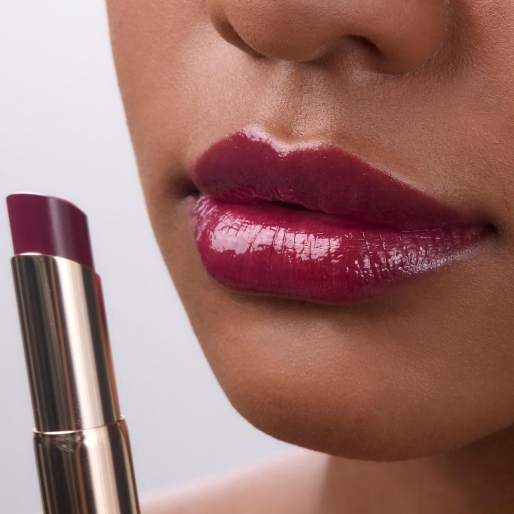 Moisture intense lipstick refill