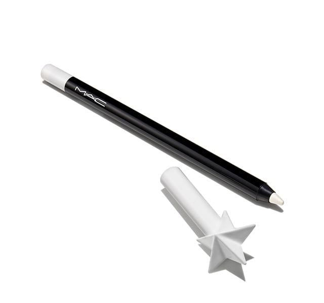 Hypnotizing holiday powerpoint eyeliner