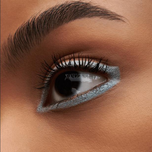 Colour excess gel pencil