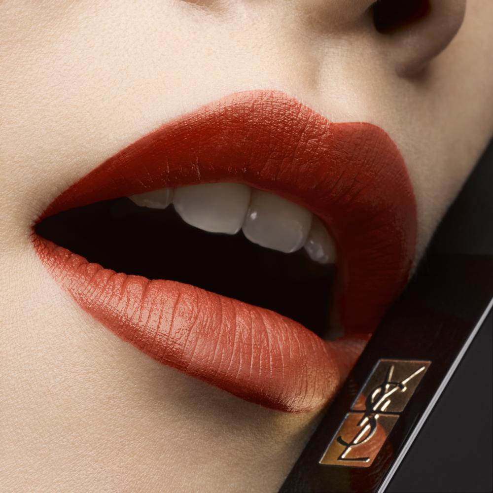 Rouge pur couture the slim velvet radical rossetto matte