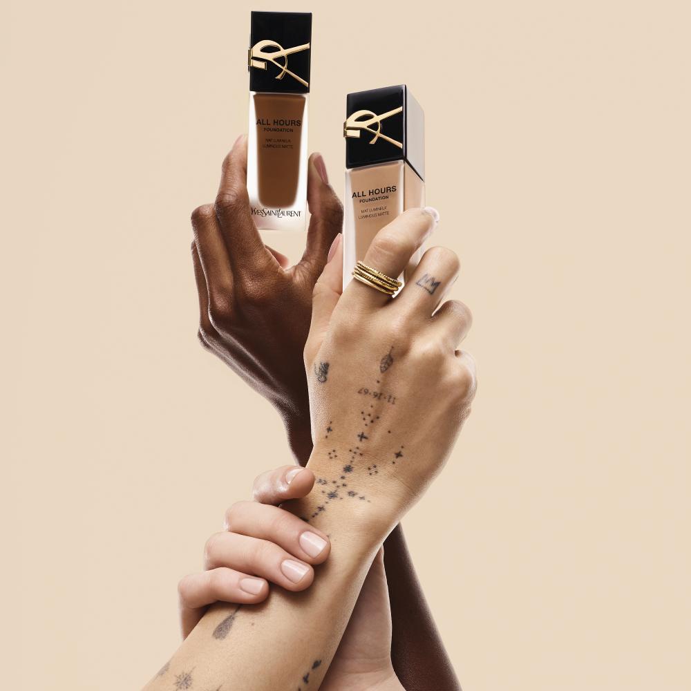 All hours luminous matte foundation