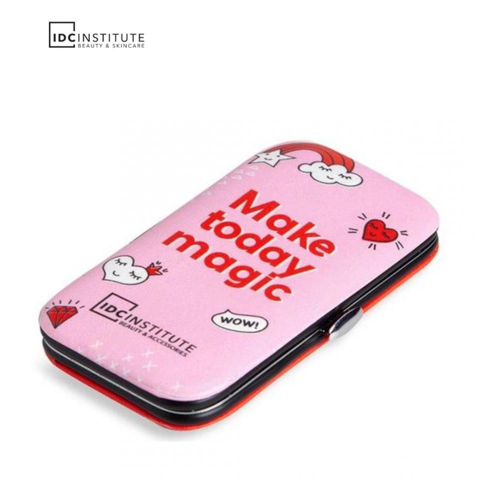 Idc institute set manicure