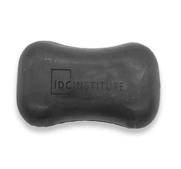 Sapone al carbone attivo