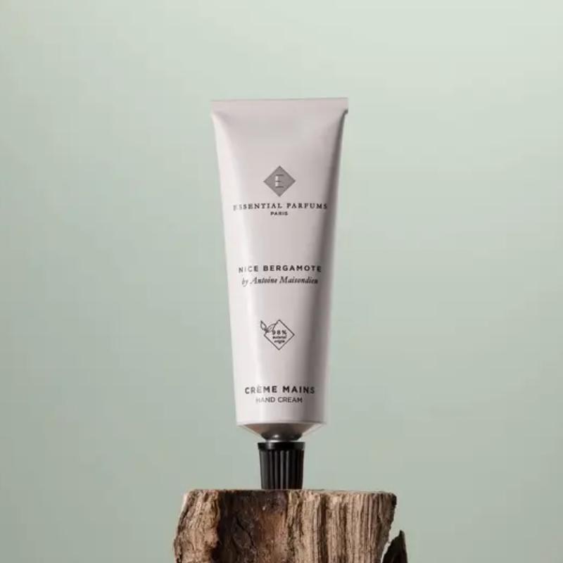 Nice bergamote by antoine maisondieu crema mani